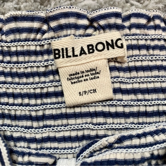 NWOT Billabong Shirred Ruffle Straight Neck Striped Crop Tank - Picture 3 of 4
